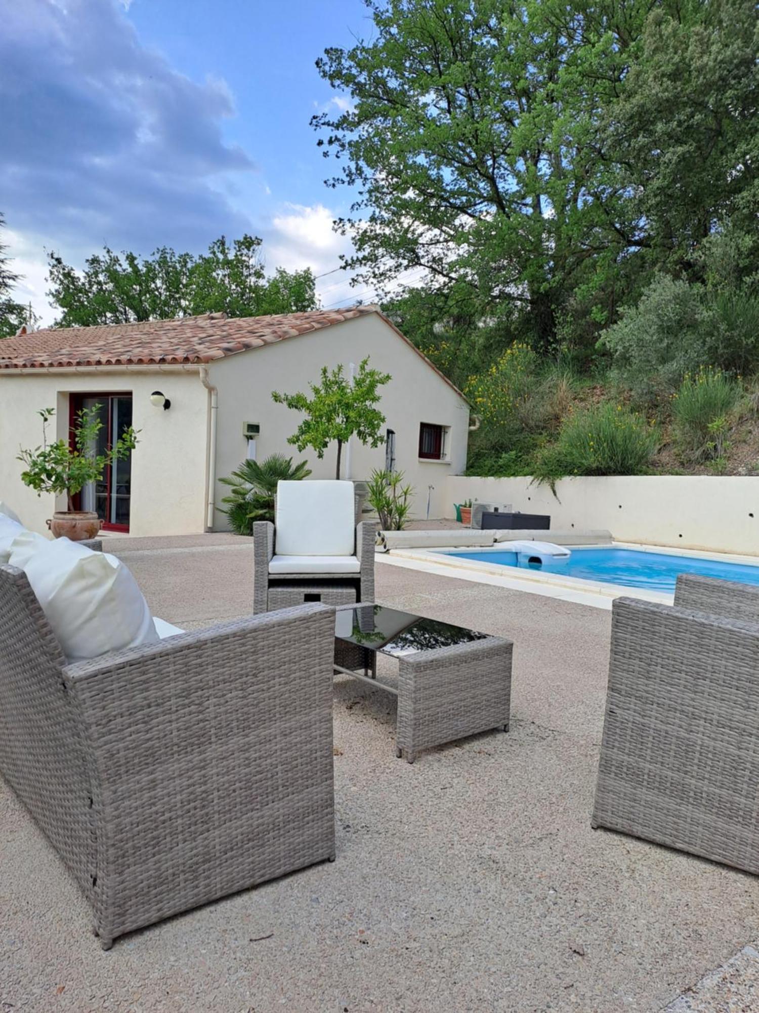 Bed and Breakfast Chambre D'Hotes Chez Jessica Et Pascal Barjols Exterior foto